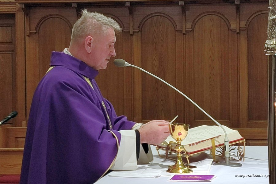 71 Msza wieczorna.jpg